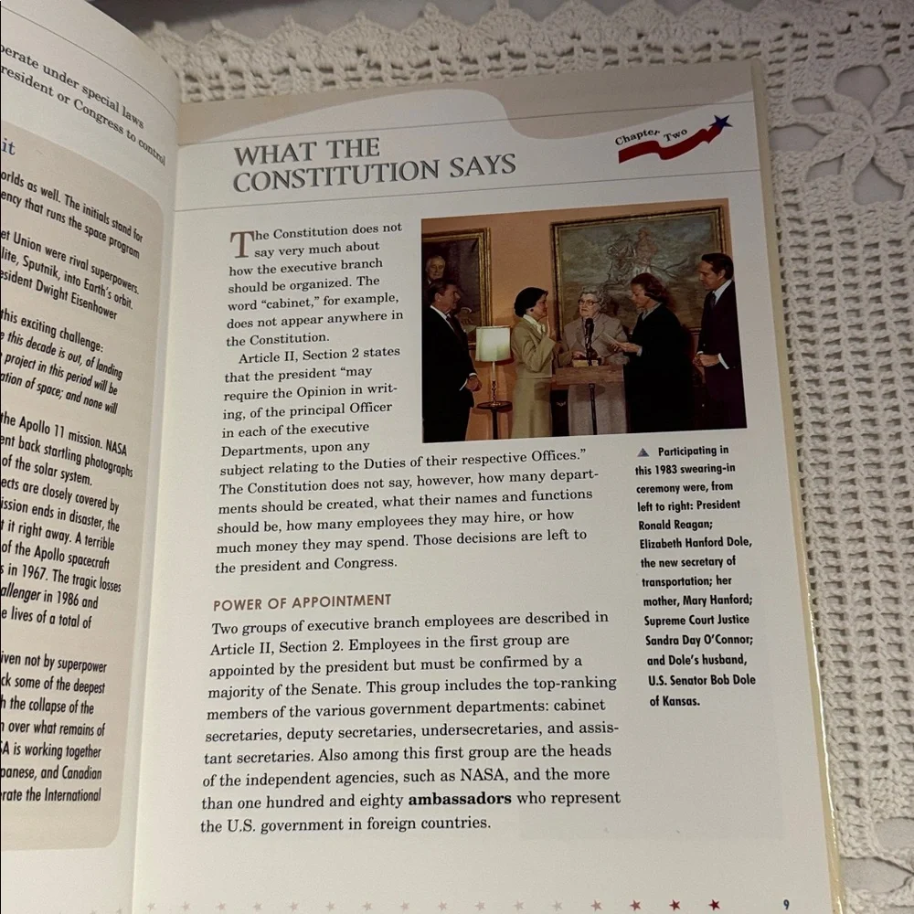 The Cabinet and Federal Agencies World Almanac LibraryAm. Gov. Geoffrey M. Horn